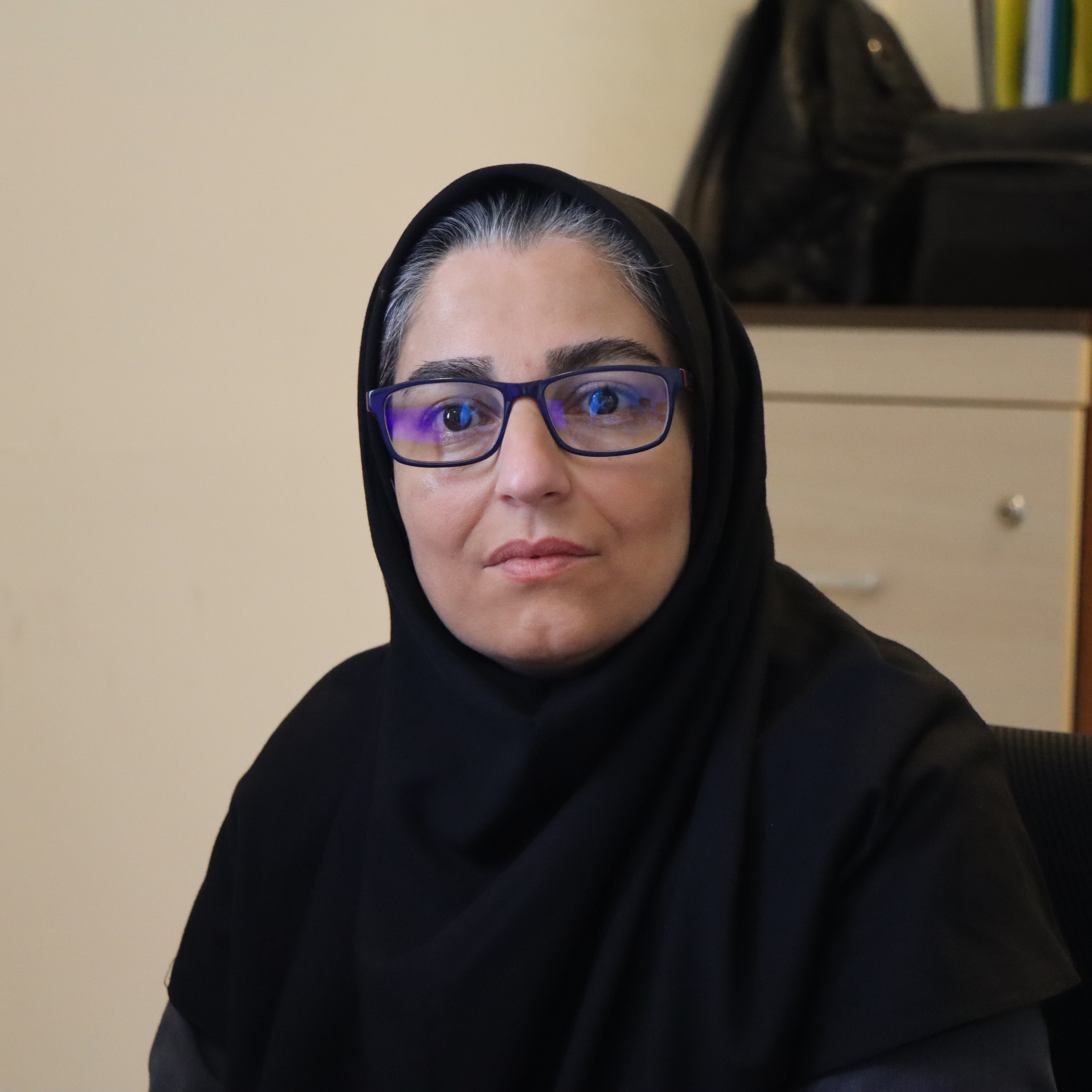 نرگس خردمند